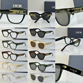 Picture of Dior Sunglasses _SKUfw52368260fw